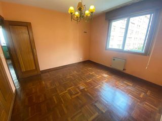Piso en venta en Plaza España - Villa Pilar - Reyes Católicos - Vadillos en Burgos