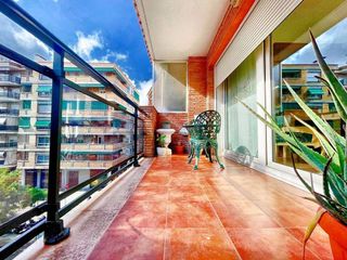Ático en venta en Centre - Cordelles en Cerdanyola del Vallès
