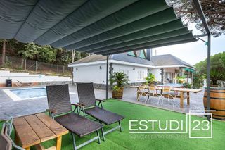 Chalet en venta en Arenys de Munt