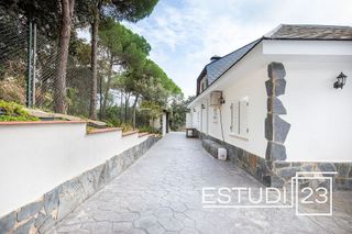 Chalet en venta en Arenys de Munt
