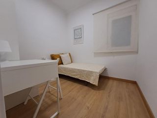 Piso en venta en La Bordeta en Barcelona