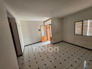 Casa adosada en venta en Jódar