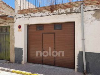 Casa adosada en venta en Jódar