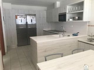 Chalet en venta en Montequinto en Dos Hermanas