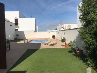 Chalet en venta en Montequinto en Dos Hermanas