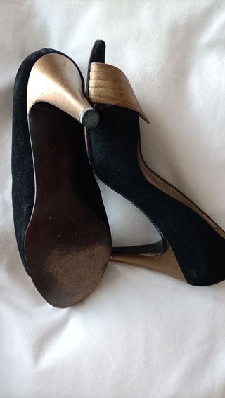 Zapatos Carpetto Talla 35 Fiesta Negro y Dorado