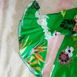Blusa vintage verde Smeraldo e fiori