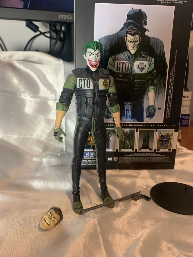 Statuetta McFarlane Joker White Knight