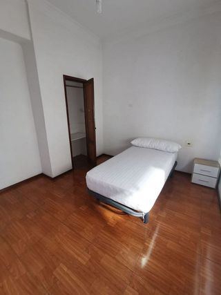 Piso en venta en Centro en Ourense