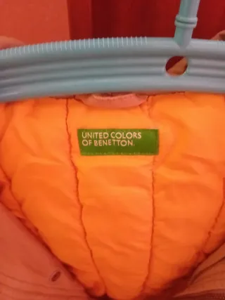 Anorak Benetton niño beige y amarillo