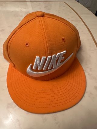 Gorra Nike Naranja