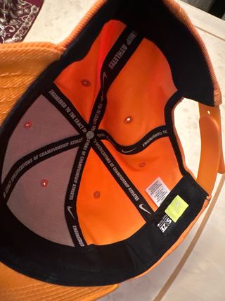 Gorra Nike Naranja