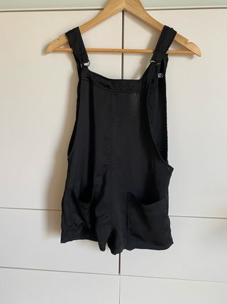 Mono corto negro