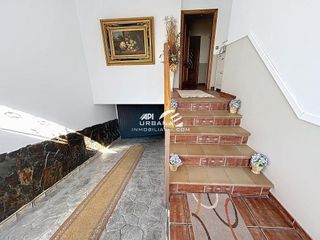 Chalet en venta en Lucena