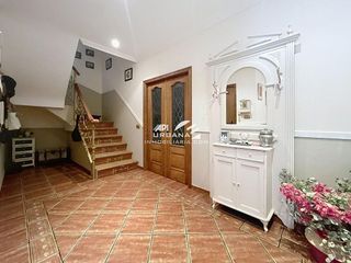 Chalet en venta en Lucena