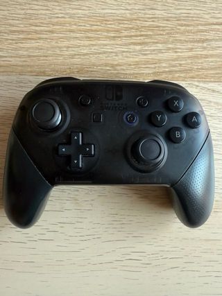 Mando Nintendo Switch Pro