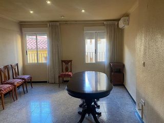 Chalet en venta en Petrer