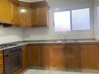 Chalet en venta en Petrer