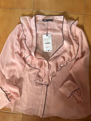 Blusa Zara Rosa Talla L Volantes