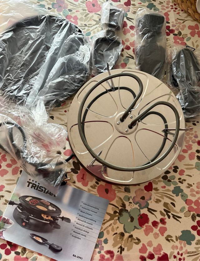 Plancha Gourmet Tristar 6 personas. Nuevo sin uso.