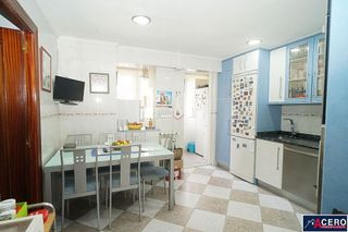 Piso en venta en General Dávila en Santander