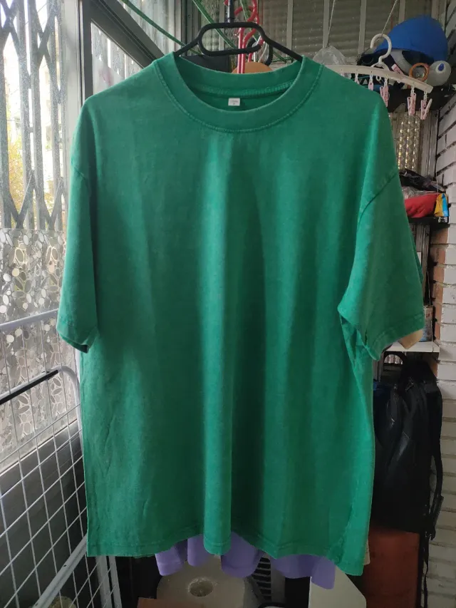 Camiseta verde talla M