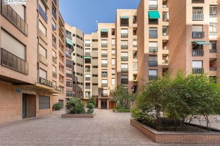 Piso en venta en Pajaritos - Plaza de Toros en Granada