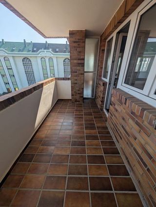 Piso en venta en Valdenoja - La Pereda en Santander