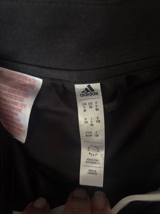 Chándal Real Madrid Adidas Negro/Dorado talla 7/8 