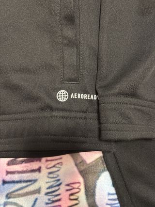 Chándal Real Madrid Adidas Negro/Dorado talla 7/8 