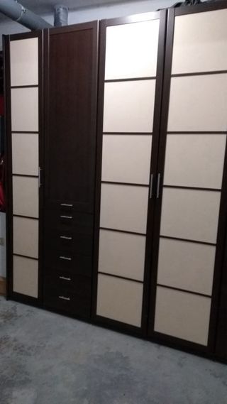 Armario 8 puertas madera y plástico