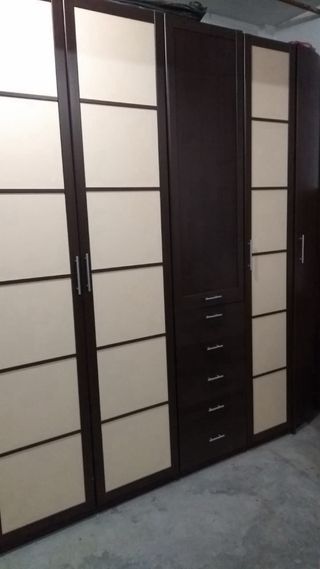 Armario 8 puertas madera y plástico