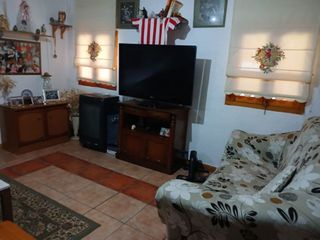 Chalet en venta en Zona Piscinas en Burriana
