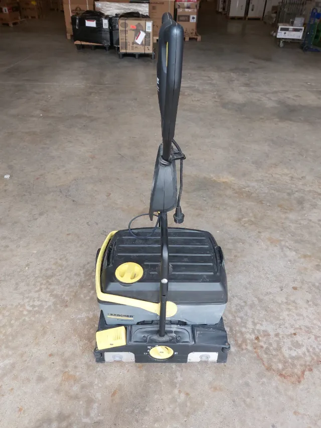 Fregadora Karcher BR 40/10 C Profesional