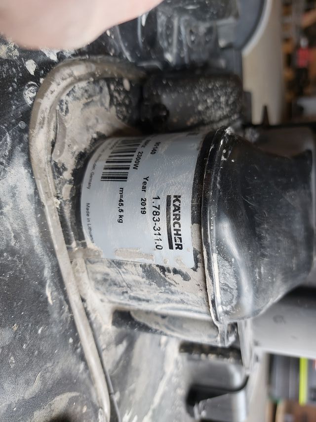 Fregadora Karcher BR 40/10 C Profesional