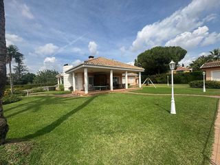 Chalet en venta en Urbanizaciones en Llíria