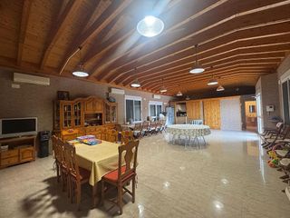 Chalet en venta en Urbanizaciones en Llíria