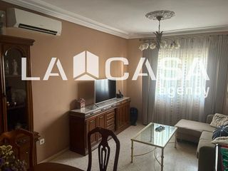 Chalet en venta en Centro - Doña Mercedes en Dos Hermanas