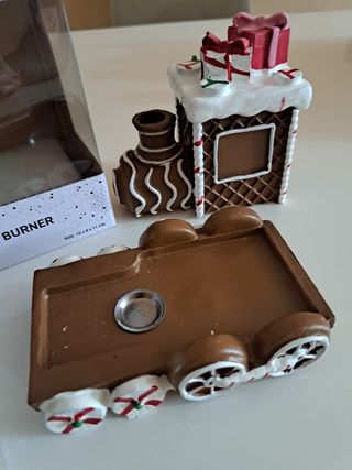 Figura navideña para incienso tren de jengibre.