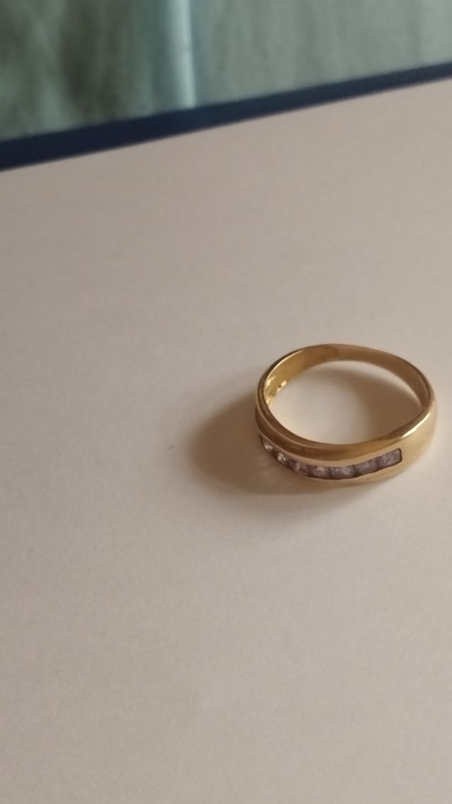 Anillo Oro 18k Amatistas Talla Princesa