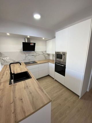 Piso en venta en Suárez en Málaga