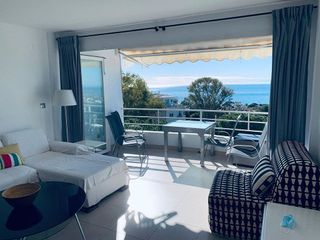Piso en venta en Elviria en Marbella