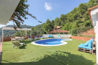 Chalet en venta en Torrelles de Llobregat