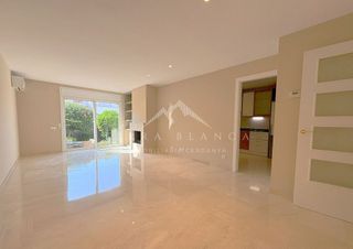 Casa adosada en venta en Sant Pere de Ribes Centro en Sant Pere de Ribes