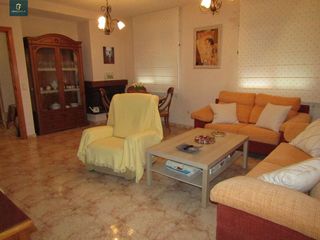 Casa pareada en venta en Loeches