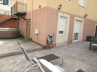 Casa pareada en venta en Loeches