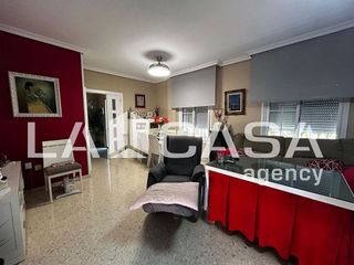 Chalet en venta en Montequinto en Dos Hermanas