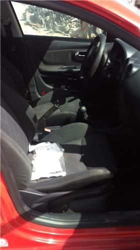 FARO DEL. IZDO. SEAT IBIZA (6L1)(04.2002->) 1.4 16V
