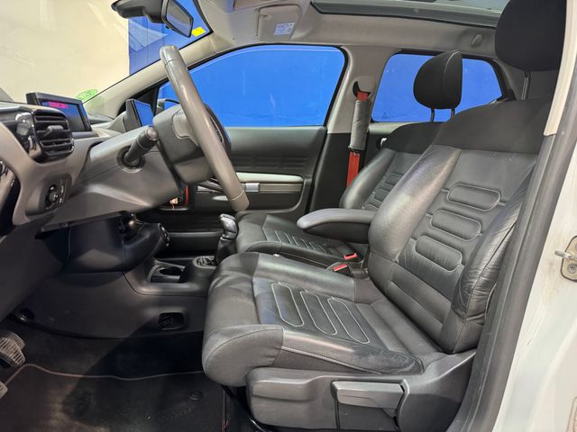Citroen C4 Cactus 1.2 i RIP CURL