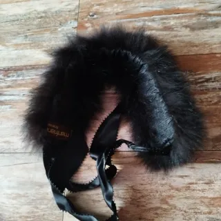 Cappotto/mantella cashmere e pelliccia con fascia 